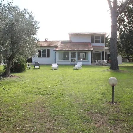 La Respigola Completamente Indipendente Con Giardino Recintato Villa