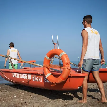 La Respigola Completamente Indipendente Con Giardino Recintato Donoratico